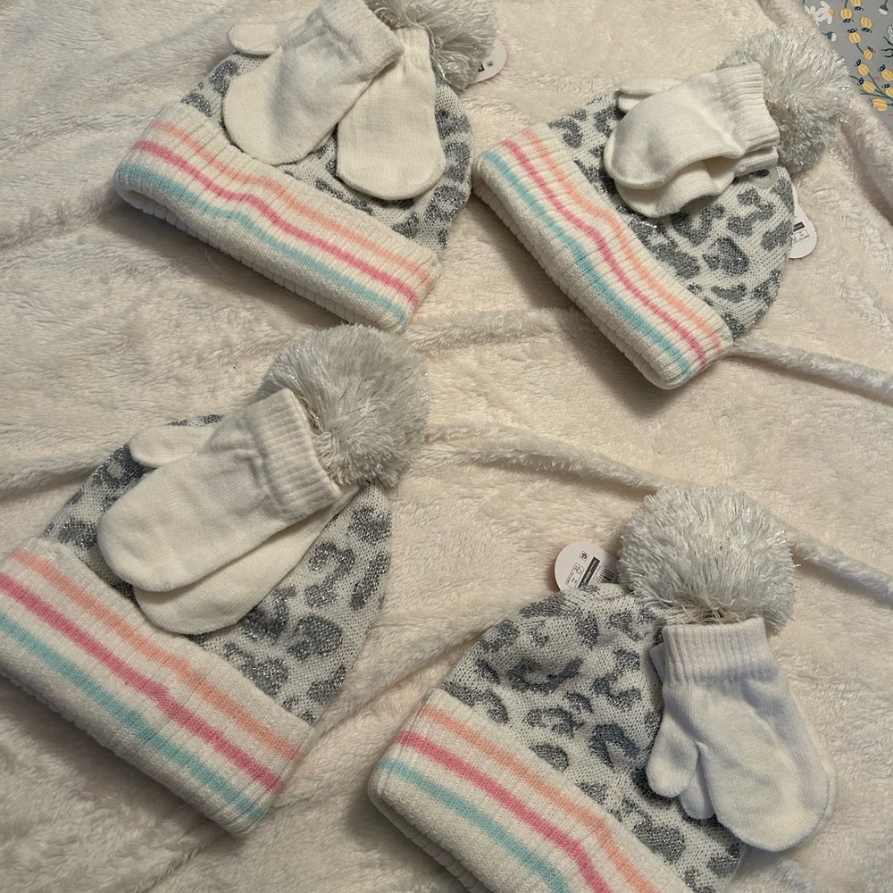 Wonder Nation Gray Leopard Print Kids Hat and Mittens (all 4 sets)
